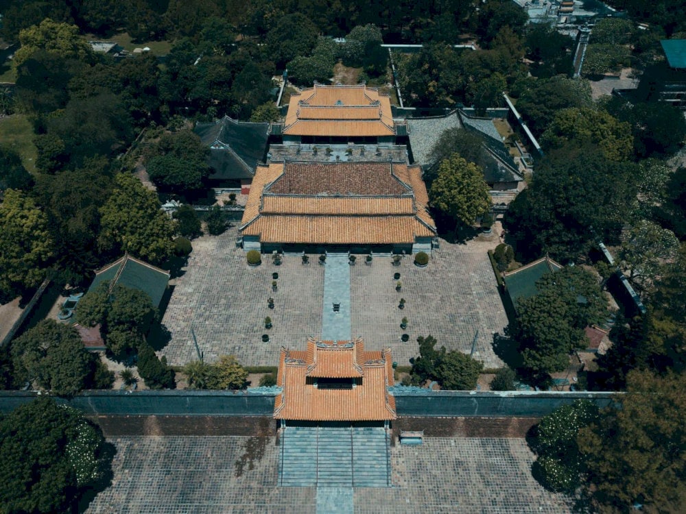 It is renowned for its beautiful gardens, delicate architecture, and historical significance